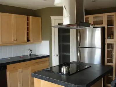 Clean 3 bedroom home to rent in SE Red Deer
