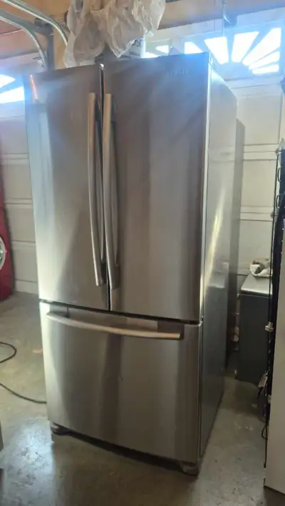 Samsung fridge and Samsung stove, View more
