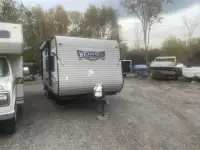 2016 Forest River Wildwood FS camper trailer for sale