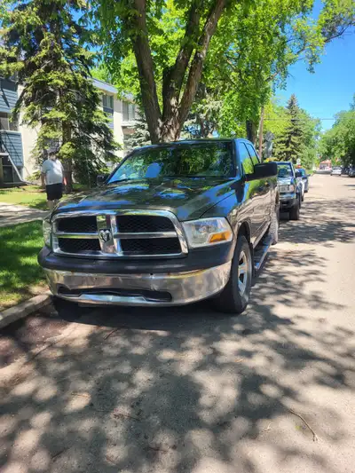 Runs Great Good Tires 2020 Shocks / Struts 2022 Head Gasket Valve Covers @ 280000 2024 Front Differe...