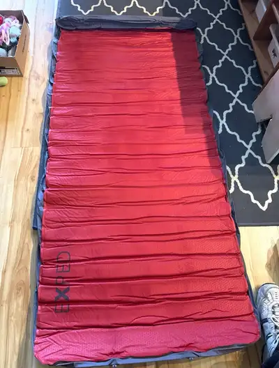 Self inflating sleeping pad NEW, View more