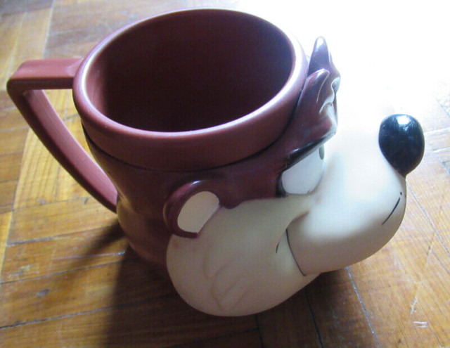 Vintage Tasmanian Devil PVC Mug 1992 in Arts & Collectibles in Oshawa / Durham Region - Image 4