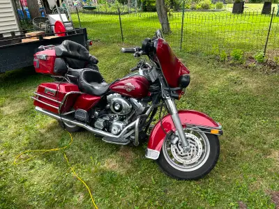 decent condition, needs paint touch up. top end done under 5000km ago, new belt and sprocket about 8...