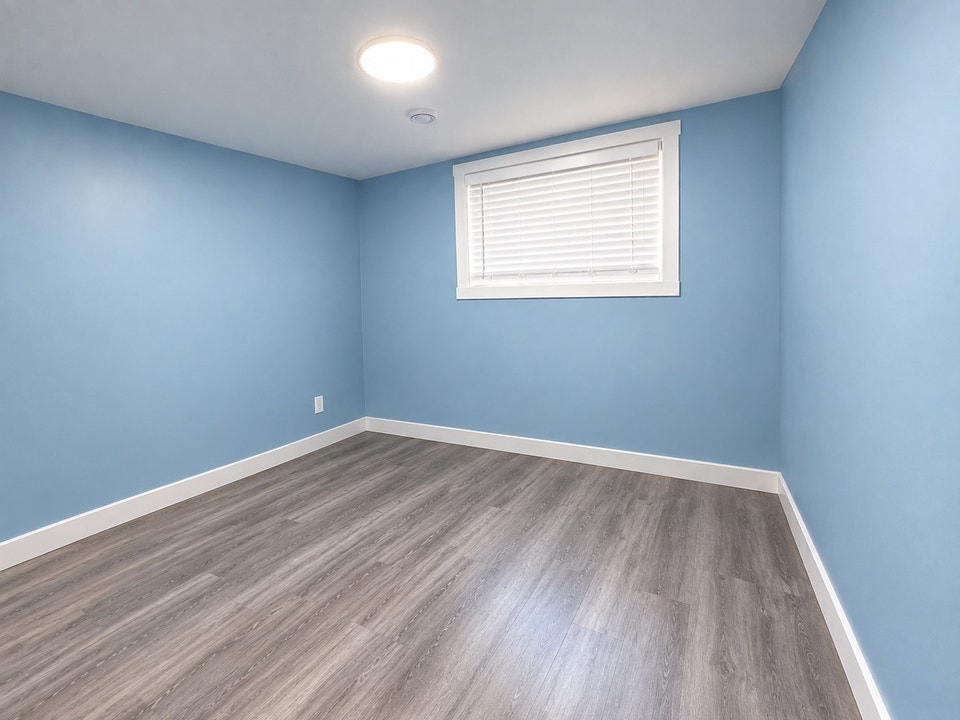 2 Bedroom legal basement suite for rent in NW 2