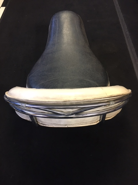 Harley Davidson Shovelhead / Panhead Buddy seat with springs in Motorcycle Parts & Accessories in Oshawa / Durham Region - Image 4