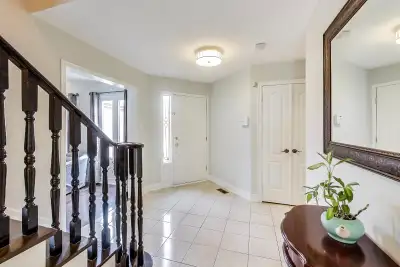 bright bedroom for girl only | $800/Month | Private Bedroom 2nd floor of a charming home near school...