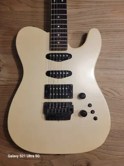 Oh dear lord! What a Tele! I mean really what is there to say ita got everything you want, tone at y...