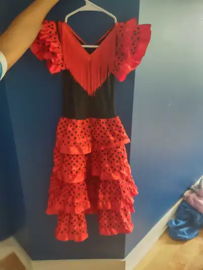 Robe de danse espagnole_ 8ans , View more