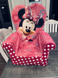 Minnie Mouse plush kids chair in great condition & clean