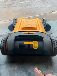 Manual Sweeper - BNIB - Delivery Available