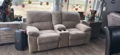 Power reclining loveseat with 2 reclining arm chairs , View more