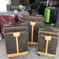 Set of 3 travel bags