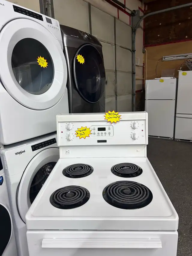 STOVE- Frigidaire 24” apartment size PERFECT WORKING CONDITION in Stoves, Ovens & Ranges in Kitchener / Waterloo - Image 7