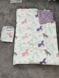 Twin size comforter and pillowcase - unicorn  