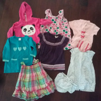 Lot of baby girl clothes - size 6-12 months 