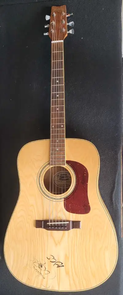 Item # 28339795 Please call for current availability Sharky's International Inc. 702 16 Ave NW 40321...
