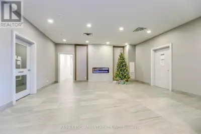 APARTMENT FOR RENT IN OAKVILLE.  DUNDAS AND TRAFALGAR AREA.