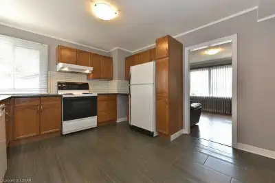 Located in Northeast London near Highbury/Cheapside; Close to Fanshawe campus, bus routes, grocery s...