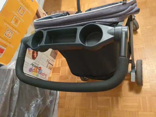 Chicco Bravo Stroller ( compatible with Chicco Car seats)524415511047720965