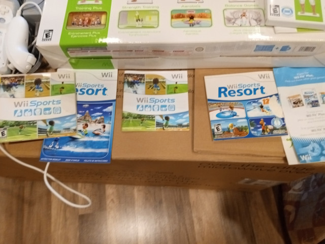 Wii console in Nintendo Wii in Bathurst