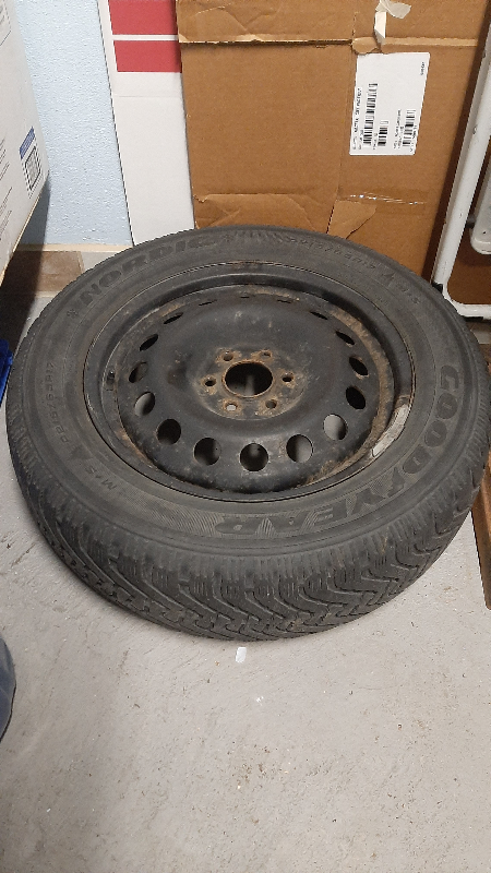 Winter tires 215 65 R17 - Goodyear in Tires & Rims in City of Toronto - Image 5