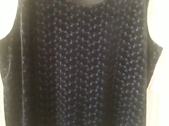 Woman's Size 22 Navey Blue Pants and  Blouse - NEW in Women's - Bottoms in City of Toronto - Image 8