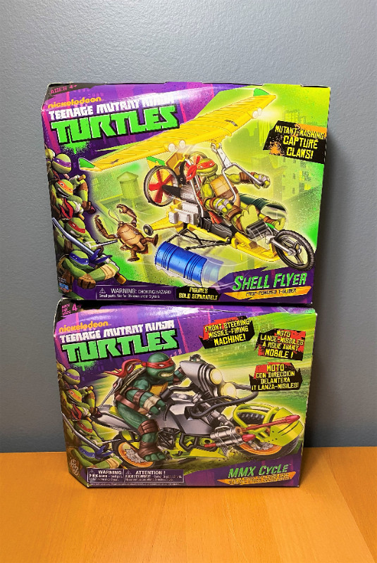 Teenage Mutant Ninja Turtles MMX Cycle & Shell Flyer 2013 - NEW in Toys & Games in Calgary