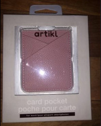 Card pocket for the phone /poche pour cartes pour le téléphone