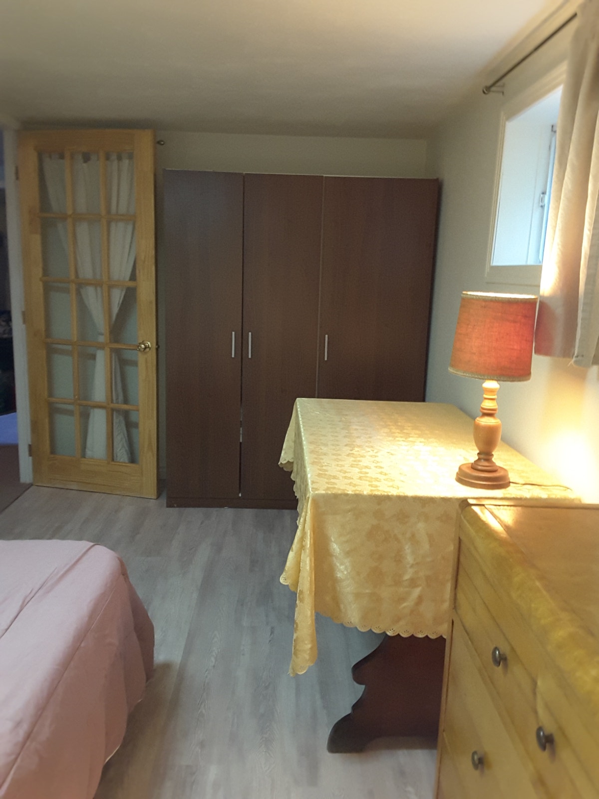 Chambre chez nous à louer — photo 3
