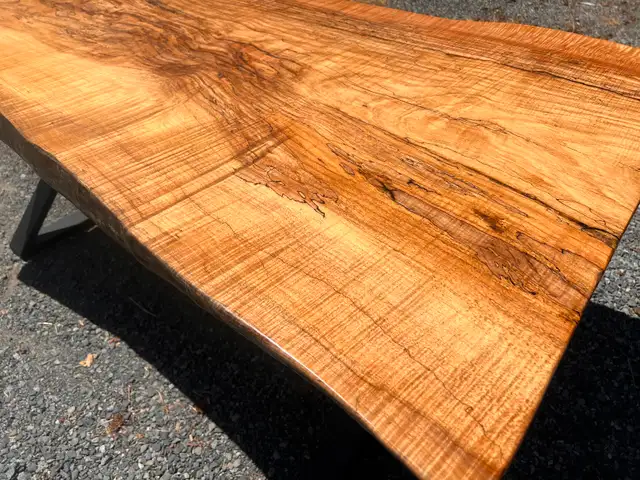 Live edge table in Dining Tables & Sets in St. Albert - Image 4