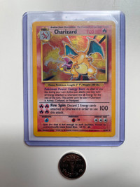 Pokémon Charizard Base Set 4/102 Holo Unlimited Holo Rare Card