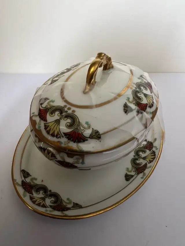 Blakeman & Henderson Dish65565394046083122