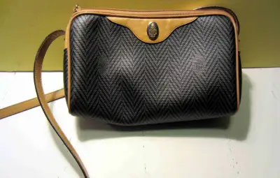 (DFU-030)  Mark Cross Purse, View more