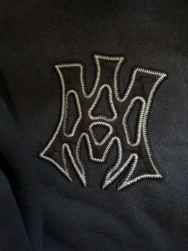 Amiri Tracksuit in Men's in Mississauga / Peel Region - Image 8