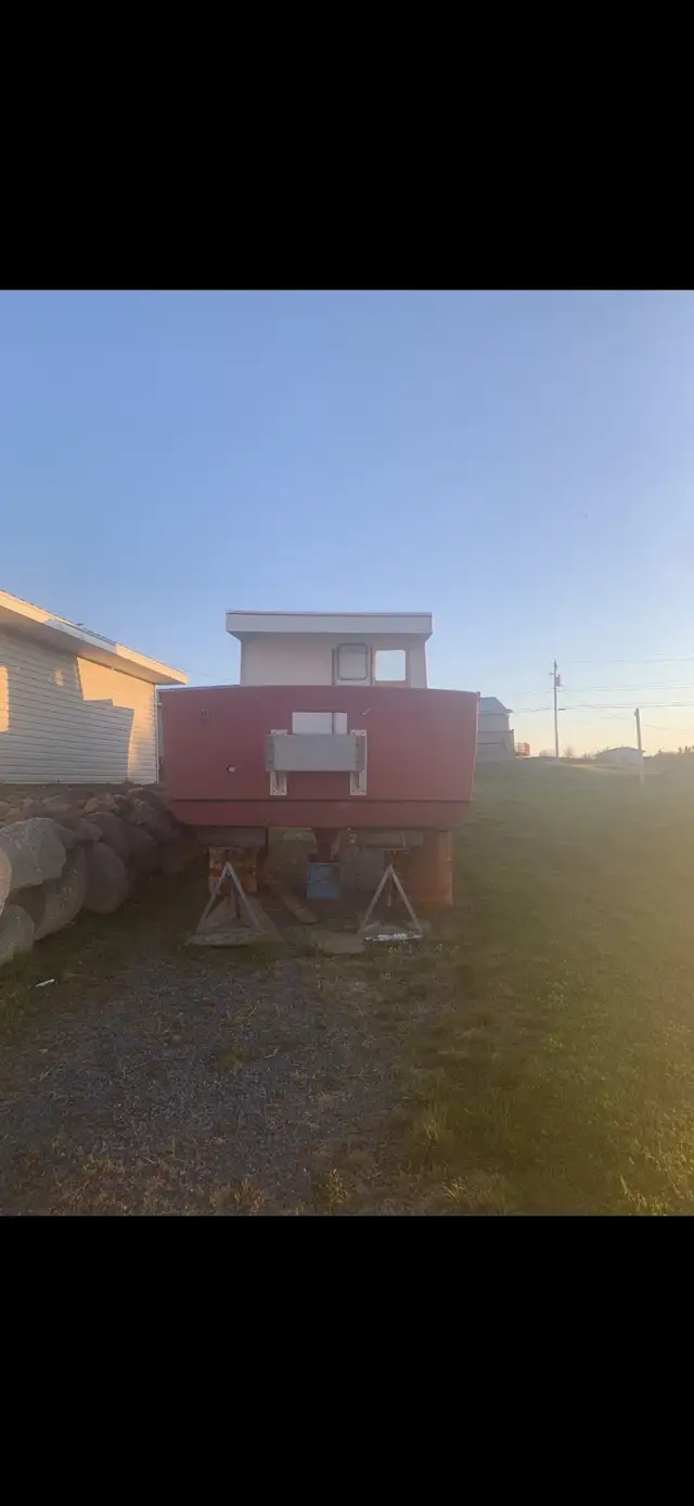 cape boat , new build for sale. need gone in Powerboats & Motorboats in City of Halifax - Image 3