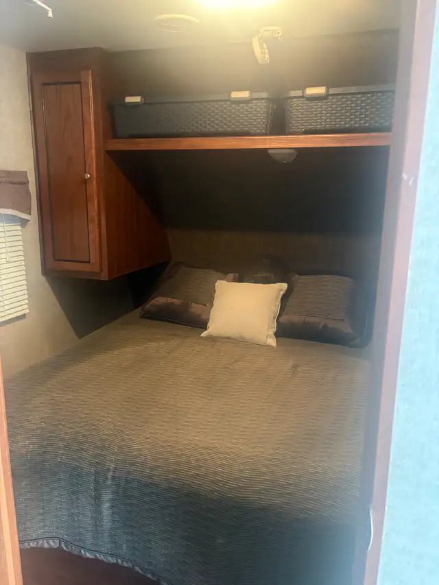 2015 Heartland Trail Runner 29 SLE in Travel Trailers & Campers in Grand Bend - Image 8