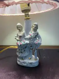 Vintage Boduoir Table Lamp 