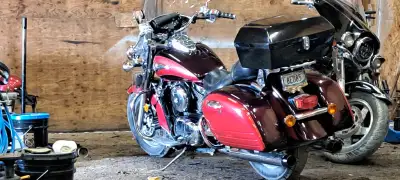 Two Vulcans a 1999 Red and a 2000 black. Both bikes are licensed but will need safety for new owner....