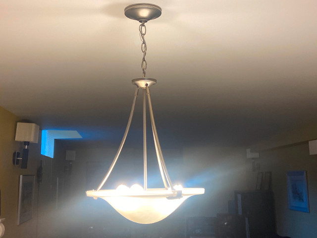 Hanging Overhead Light in Indoor Lighting & Fans in City of Toronto - Image 3