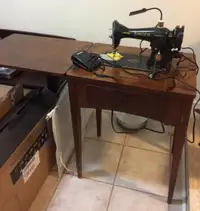 Singer 15J Sewing Machine and Stand Canadian Complete For Sale