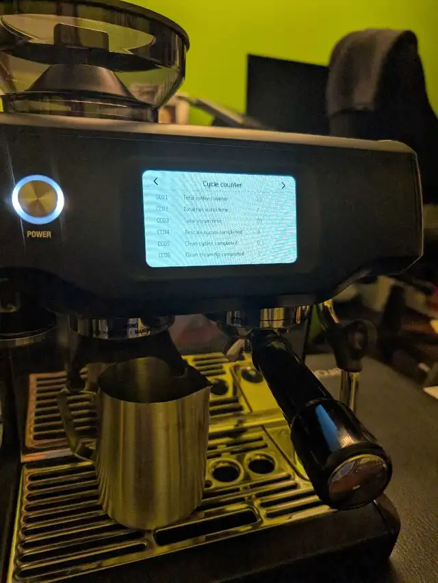 Almost new Breville Barista Touch Espresso machine black truffle in Coffee Makers in Mississauga / Peel Region - Image 9