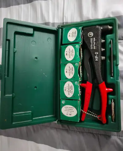 outil pour rivets, View more