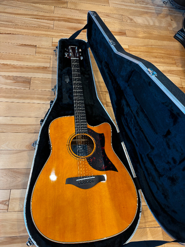 Yamaha A3R A.R.E Dreadnought Acoustic Guitar - MINT CONDITION dans Guitares  à Ouest de l’Île - Image 2