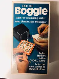 1976 Vintage Bilingual Deluxe Boggle Game by Parker Brothers