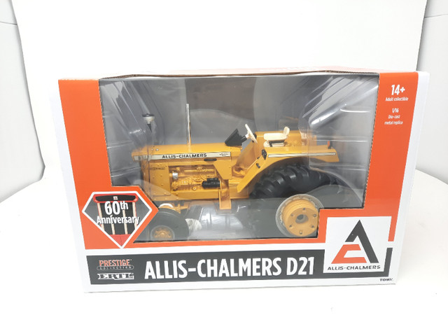 New! Allis Chalmers d21 industrial toy tractor in Toys & Games in Sarnia