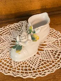 Vintage Porcelain Shoe With Rose - Occupied Japan (1945-1952)