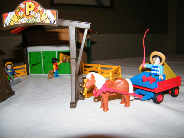 Playmobil ranch de poneys dans Jouets et jeux  à Laval/Rive Nord - Image 2