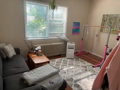 Subletting a 1 bedroom apartment for September 2025