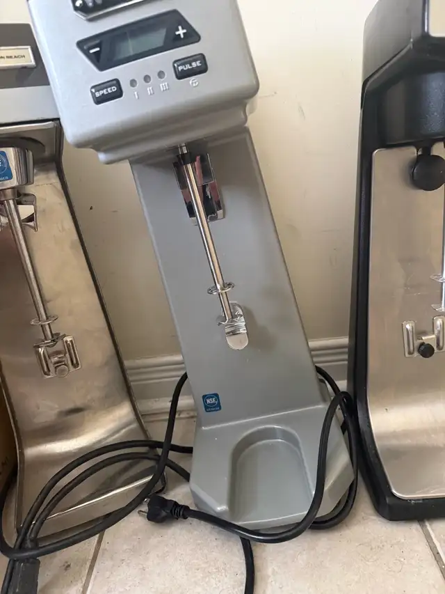 milkshake machine560638946003527682
