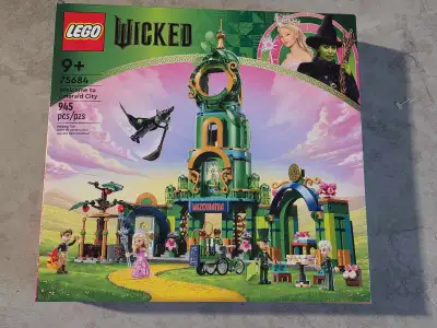 Lego Wicked Welcome to Emerald City , View more